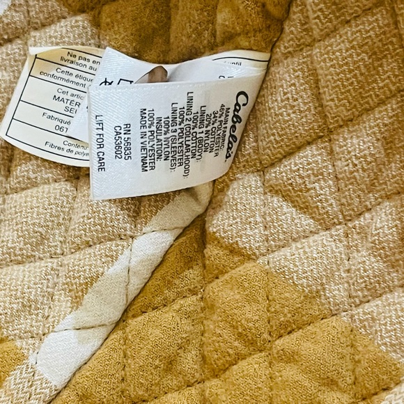 Cabela's Coat - Picture 9 of 9